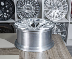 Cerchi Forgiati per Auto dal Nuovo Design Multi-Razze con Finitura Frontale Spazzolata e Canale Lucidato per 911 718 - Product Image 4