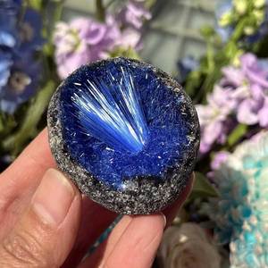 Cluster de Huevos Esponjosos Azules Tallados Ecológicos CrystalHola - Venta al por Mayor para Decoración del Hogar, Recuerdos de Fiesta, Regalos de Cristal para Padres - Product Image 1