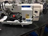 Machine à coudre industrielle à QS-4400Q double aiguille grand crochet à entraînement direct pour tapis bord de couette point noué