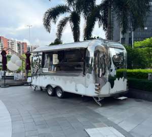 Accessoires et kits d'amélioration pour Food Trucks, incluant des fenêtres <span class=keywords><strong>de</strong></span> service extérieures, des auvents, des générateurs et des panneaux <span class=keywords><strong>de</strong></span> <span class=keywords><strong>menu</strong></span> LED pour les vendeurs mobiles - Product Image 5