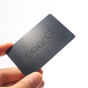 Carte de visite en métal brossé personnalisée avec logo d'entreprise gravé au laser - Product Image 2