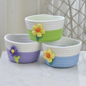 Phong Cách Mới Làm Bằng Tay Màu Bông Sợi Dây Thừng Dệt Giỏ Lưu Trữ Hộp Đồ Chơi Tổ Chức Giỏ Với Hoa Trang Trí - Product Image 2