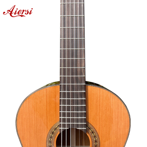 Aiersi precio de fábrica hecho a mano acabado brillante Cedro sólido superior guitarra clásica instrumento de cuerdas de nailon - Product Image 4