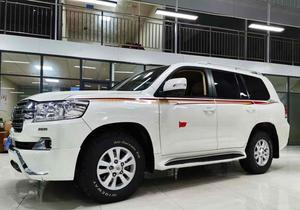 Toyota <span class=keywords><strong>Land</strong></span> <span class=keywords><strong>Cruiser</strong></span> d'occasion 2016 4.0L <span class=keywords><strong>VX</strong></span> - Product Image 3