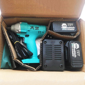 Llave de Impacto Eléctrica Dayi de 48V sin Escobillas, 330Nm, a Batería, para Uso Automotriz y Carpintero - Product Image 2