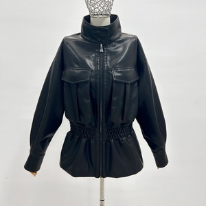 Veste en cuir noire courte pour <span class=keywords><strong>femme</strong></span>, best-seller, avec grandes poches, coupe-vent et personnalisable - Product Image 2