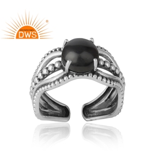 แหวนเงินแท้ประดับพลอยออนิกซ์สีดำเข้ม ดีไซน์โบราณ ผ่านกระบวนการออกซิไดซ์  ผู้ผลิตเครื่องประดับ คอลเลคชั่นคลาสสิก  ผู้จัดจำหน่ายจากอินเดีย - Product Image 2