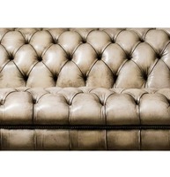 Elegante Sofá Chesterfield de 3 Plazas, Cuero Genuino, Clásico con Botones, Mueble de Sala de Estar de Lujo, Diseño Vintage