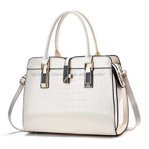 Wholesale Fashion Ladies High Quality New Trends Bags Latest Design Ladies <b>Purses</b> and Handbags for Women - Product Image 6