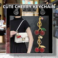 Porte-monnaie porte-clés cerise mignon, accessoires multicolores en alliage de zinc léger, breloques pour femmes, pendentif de sac à main tendance