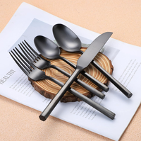 Peralatan makan emas pegangan heksagonal tempa mewah Set sendok garpu Inox Fourchette Couteau 20 buah