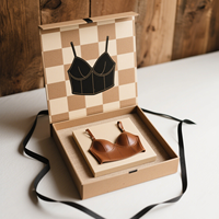 Conception et échantillon gratuits Boîte d'emballage exclusive pour corset et sous-vêtements rituels avec boîtes en papier magnétiques pour vêtements de luxe, lingerie