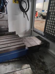 ใช้ ycm <span class=keywords><strong>FV</strong></span> 85A CNC ศูนย์การทำงาน VMC เครื่องมือเครื่องขึ้นรูปโลหะ CNC เครื่องกลึงกัด - Product Image 4