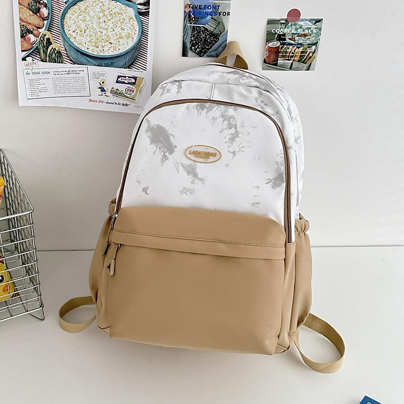 สีกากีไม่มีจี้