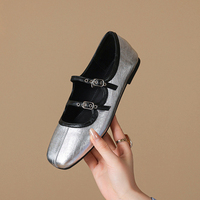 Fabrik-Großhandel Doppelschnallen-Riemen Freizeitschuhe Damen Alltags-Walkingschuhe Eckige Spitze Chaussures Mary Jane Flats für Frauen