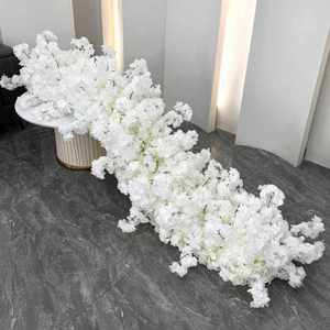 Arreglos y Decoraciones Florales Artificiales de Flores de Cerezo para Escenarios de Bodas, Exhibiciones en Centros Comerciales y Decoración de Ventanas - Product Image 1