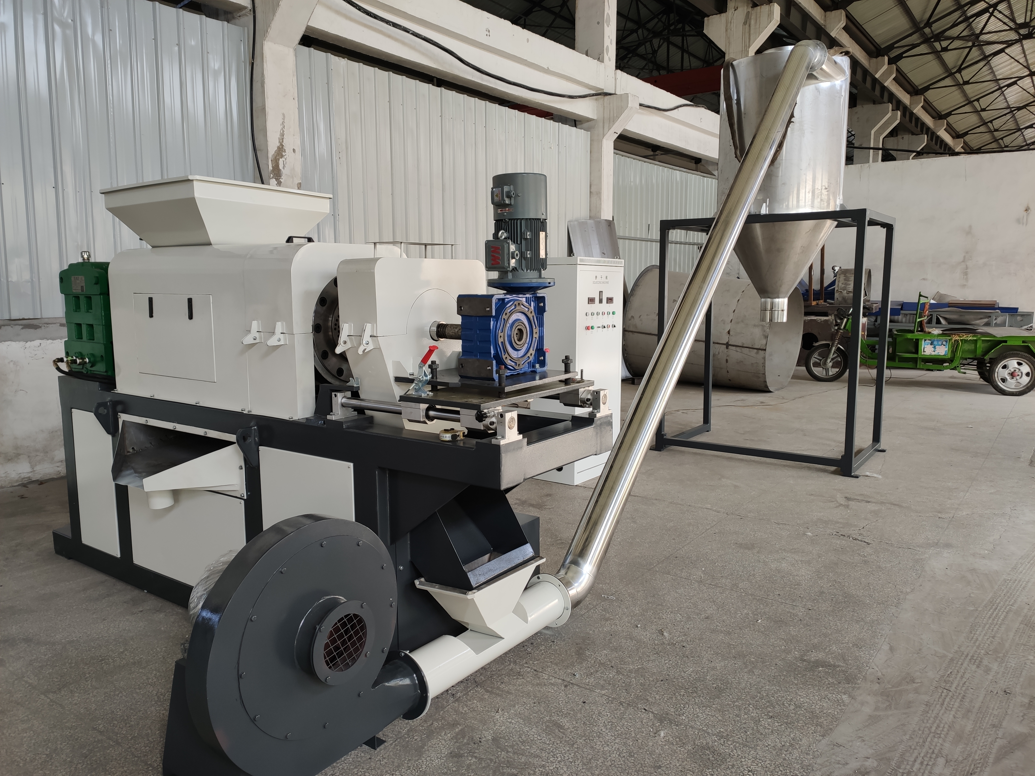 Лучшие продажи PP/PE/полиэтиленовой пленки гранулирования машина рециркуляции соковыжималка для выдавливания машина для продажи