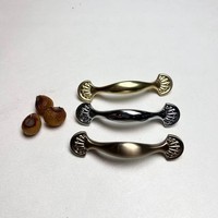 Poignées de meuble rétro en alliage de zinc à motif floral, chromées/antiques/dorées claires, poignées européennes pour armoire, placard et meuble à chaussures
