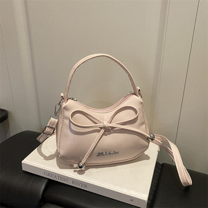 <b>Sweet</b> style mini half-circle <b>bag</b> with a small bow and metal snap on the shoulder, suitable for daily commuting and versatile - Product Image 3
