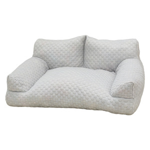 Cama para Mascotas de Seda de Hielo, Sofá Refrescante de Verano para Perros y Gatos, Impermeable, Transpirable, Diseño Moderno y Elegante - Product Image 4