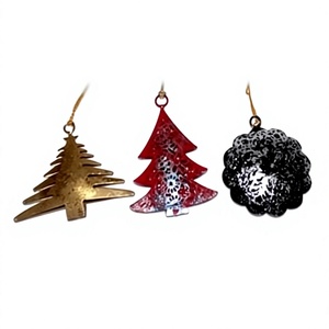 Décoration murale en métal en forme de sapin de Noël et de flocon de neige pour la décoration de la maison et du salon pendant les fêtes - Product Image 1
