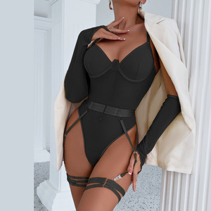 Ensemble de lingerie féminine sexy et érotique en maille transparente, body une pièce avec jarretières, vente en gros - Product Image 5