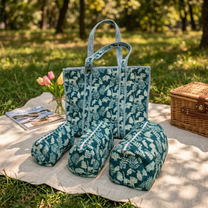 Sac fourre-tout en coton imprimé personnalisé, ensemble de 3 trousses de maquillage avec fermeture éclair, design floral vintage - Sacs cosmétiques de voyage, ensemble cadeau réutilisable - Product Image 1