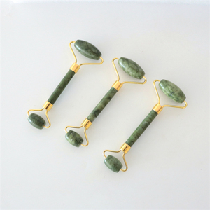 Set di Rullo di <span class=keywords><strong>Giada</strong></span> e Gua Sha 100% Naturale all'Ingrosso, Strumento per Massaggio Facciale, Dispositivo di Bellezza per la Cura della Pelle, <span class=keywords><strong>Massaggiatore</strong></span> per <span class=keywords><strong>Viso</strong></span> e Collo OEM - Product Image 4
