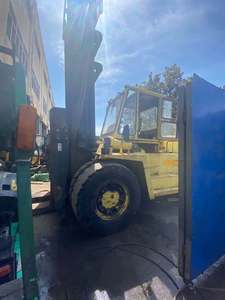 Montacargas Usado de Segunda Mano en Venta, Maquinaria para Movimiento de Tierras KOMATSU FD320 - Product Image 4