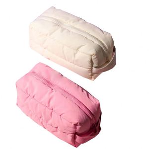 Sac de Maquillage Matelassé en Toile de Polyester Durable avec Fermeture Éclair, Personnalisable avec Logo, Doux et Luxueux, pour Cosmétiques et Houppettes – Vente en Gros - Product Image 5