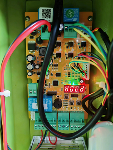 Sistema di Imballaggio Automatico, Barriera di Parcheggio Mini con Motore Brushless DC24V, Velocità 1.5s e Braccio Dritto di 3 Metri - Product Image 3