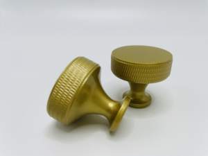 Kenop Baja Modern yang Dapat Disesuaikan dengan Tekstur Knurled untuk Dapur dan Bar Rumah - Product Image 2