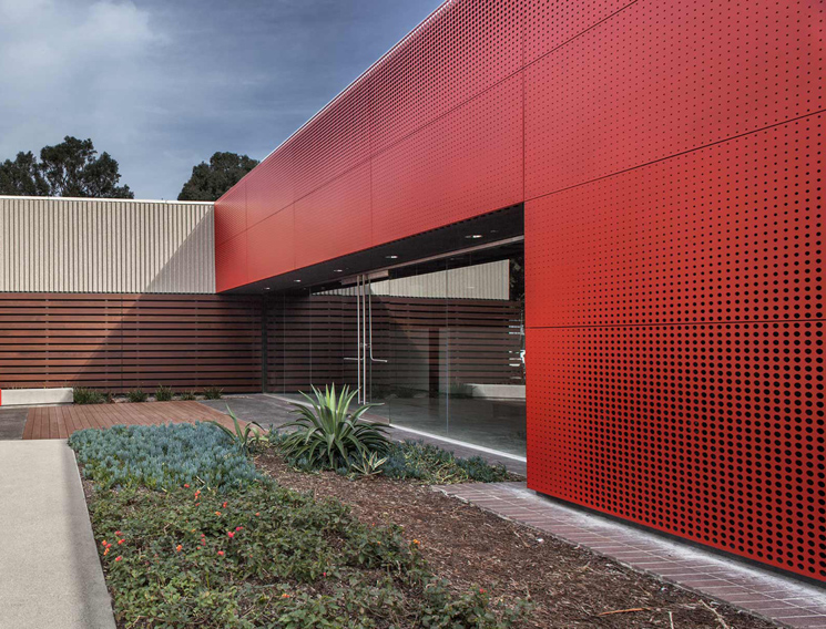 Fashionable Customized Exterior 3D wall cladding Aluminum wall panel