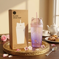 Gobelet à café en verre avec paille intégrée, motif fleur de cerisier et oreilles de chat, design élégant et grande capacité