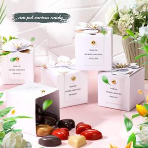 Caja <span class=keywords><strong>de</strong></span> Dulces <span class=keywords><strong>de</strong></span> Papel Kraft Blanco Personalizable con Materiales Reciclados, con Tarjeta <span class=keywords><strong>de</strong></span> Agradecimiento, Elegante Caja Plegable con Relieve para Bodas y Fiestas - Product Image 2