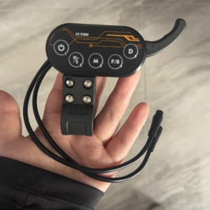 Repuesto para Scooter Eléctrico LIVIAE, Acelerador de Dedo Impermeable de 52V 60V 72V con Botón Auxiliar - Product Image 3