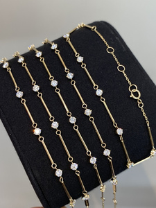 กำไลข้อมือเพชรแท้ Xinfly 18K ทองคำแท้ ดีไซน์ใหม่ เครื่องประดับชั้นดีสำหรับผู้หญิง สไตล์ทันสมัย เหมาะสำหรับเป็นของขวัญและสวมใส่ในชีวิตประจำวัน - Product Image 4