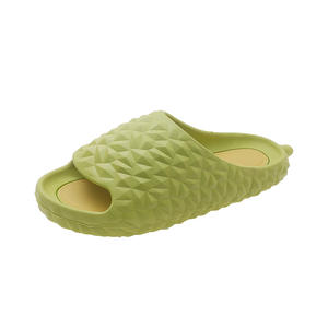 Venta al por mayor de <span class=keywords><strong>sandalias</strong></span> de verano unisex dedo del pie espuma suave impermeable Interior Exterior playa para zapatillas para hombres mujeres peso ligero antideslizante - Product Image 3