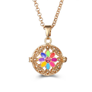 Collar con Colgante Difusor <span class=keywords><strong>de</strong></span> Aroma <span class=keywords><strong>de</strong></span> Cadena <span class=keywords><strong>de</strong></span> Eslabones Chapado en Oro <span class=keywords><strong>de</strong></span> Latón, Diseño Hueco <span class=keywords><strong>de</strong></span> Moda, el Más Vendido, para Difusión <span class=keywords><strong>de</strong></span> Aceites Esenciales y Perfumes - Product Image 4
