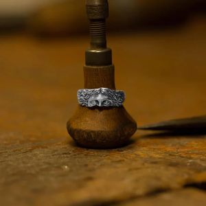 Anelli Regolabili con Mezzo Volto di Venere in Stile Gotico Punk Placcati <span class=keywords><strong>Argento</strong></span> <span class=keywords><strong>e</strong></span> <span class=keywords><strong>Oro</strong></span> per Donne <span class=keywords><strong>e</strong></span> Uomini - Product Image 4