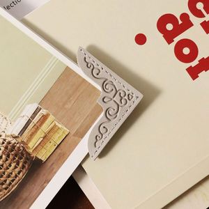 Marcadores de Libros de Cuero Mini, Bonitos Marcadores de Esquina para Regalo a Lectores - Product Image 5