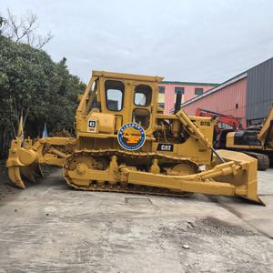 Bulldozer Caterpillar D7G d'occasion entièrement inspecté du Japon, avec ripers pour travaux forestiers - Product Image 5