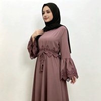 Robe Abaya pour femmes, tailles 52-60 (Gulf UK 6-18 US 2-14), manches cloche, bordure en dentelle, vêtements musulmans modestes, longueur au sol