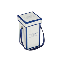 Boîte cadeau rigide personnalisée en papier blanc ivoire avec couvercle et base, impression offset, avec poignée en ruban pour roses et fleurs