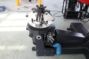 Machine à changer les <span class=keywords><strong>pneus</strong></span> automatique, équipement <span class=keywords><strong>de</strong></span> Station-Service <span class=keywords><strong>de</strong></span> voiture, <span class=keywords><strong>Garage</strong></span> <span class=keywords><strong>de</strong></span> réparation - Product Image 4