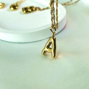 Nouveau à la mode 26 bijoux initiaux PVD 18K plaqué or perles chaîne bulle <span class=keywords><strong>graisse</strong></span> mignon lettre pendentif collier à breloques - Product Image 2