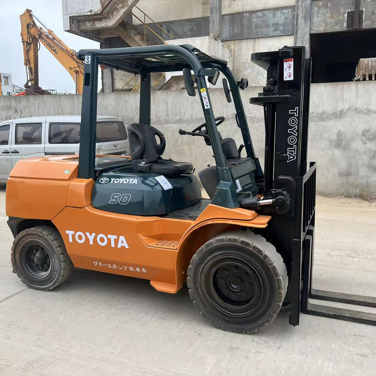 Used Toyota FD50 Forklift Cargo Handler Diesel Good Condition Best Service Used mini Toyota 50 Forklift For Sale