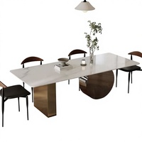 Table à manger multifonctionnelle minimaliste italienne haut de gamme avec pieds en métal et plateau en marbre artificiel pour la maison et les restaurants