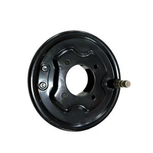 Ensemble <span class=keywords><strong>de</strong></span> <span class=keywords><strong>tambour</strong></span> <span class=keywords><strong>de</strong></span> <span class=keywords><strong>frein</strong></span> mécanique <span class=keywords><strong>de</strong></span> 220mm pour roue <span class=keywords><strong>arrière</strong></span> <span class=keywords><strong>de</strong></span> tricycle avec trou central <span class=keywords><strong>de</strong></span> 62mm avec PCD précis <span class=keywords><strong>de</strong></span> 87mm et alésage <span class=keywords><strong>de</strong></span> 62mm - Product Image 2