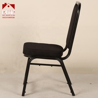 Chaises de banquet empilées en fer Repose-pieds Divers paramètres pour manger Restaurants Bars Chambre à coucher Hôtels Événements Exportés Marché américain